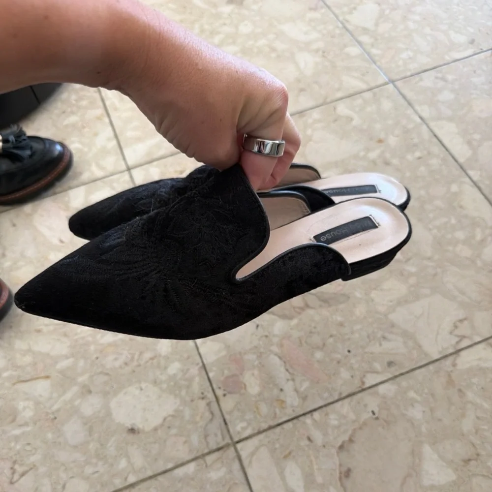 Velvet mules - Picture 4 of 6